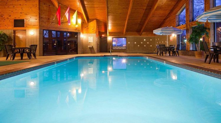 AmericInn by Wyndham Silver City Pool