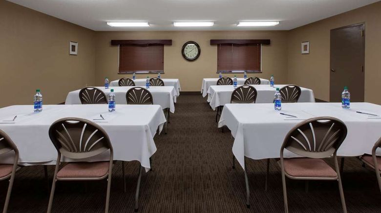 <b>AmericInn by Wyndham Silver City Meeting</b>. Images powered by <a href="https://iceportal.shijigroup.com/" title="IcePortal" target="_blank">IcePortal</a>.