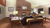 AmericInn by Wyndham New London Lobby