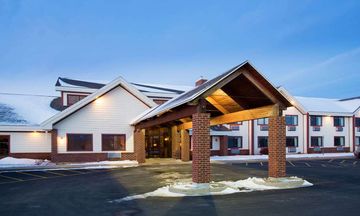 AmericInn by Wyndham New London