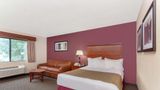 AmericInn by Wyndham New London Room