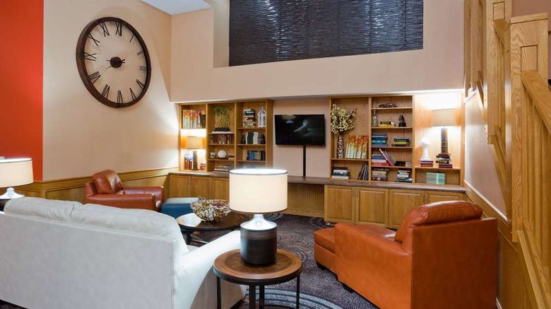 <b>AmericInn by Wyndham Shakopee Lobby</b>. Images powered by <a href="https://iceportal.shijigroup.com/" title="IcePortal" target="_blank">IcePortal</a>.