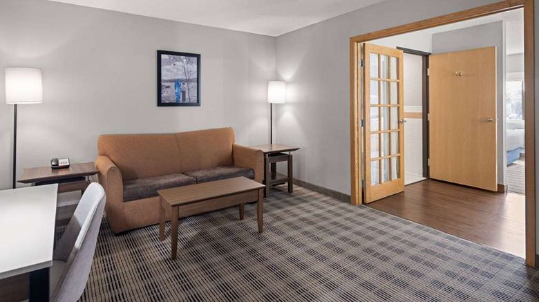 <b>AmericInn by Wyndham Shakopee Suite</b>. Images powered by <a href="https://iceportal.shijigroup.com/" title="IcePortal" target="_blank">IcePortal</a>.