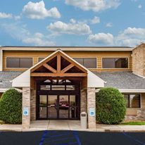AmericInn by Wyndham Dickinson