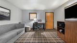 AmericInn by Wyndham Dickinson Suite