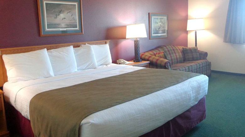 <b>AmericInn by Wyndham, Madison SD Room</b>. Images powered by <a href="https://iceportal.shijigroup.com/" title="IcePortal" target="_blank">IcePortal</a>.