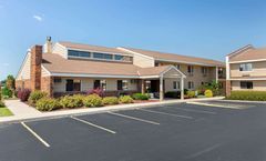 AmericInn by Wyndham West Bend