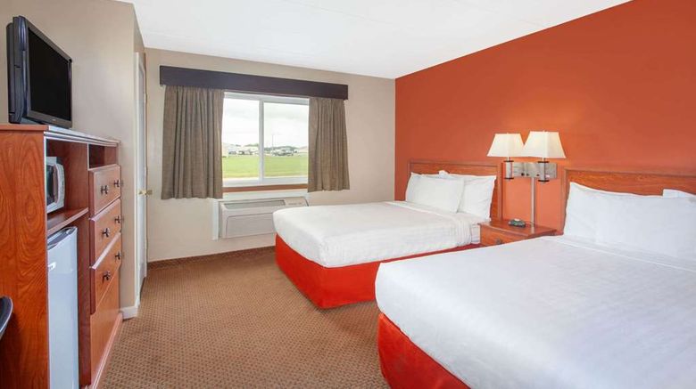<b>AmericInn by Wyndham Willmar Room</b>. Images powered by <a href="https://iceportal.shijigroup.com/" title="IcePortal" target="_blank">IcePortal</a>.