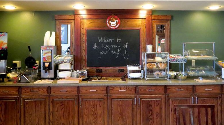 <b>AmericInn by Wyndham Ottumwa Other</b>. Images powered by <a href="https://iceportal.shijigroup.com/" title="IcePortal" target="_blank">IcePortal</a>.
