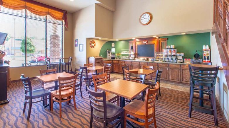 <b>AmericInn by Wyndham Ottumwa Other</b>. Images powered by <a href="https://iceportal.shijigroup.com/" title="IcePortal" target="_blank">IcePortal</a>.