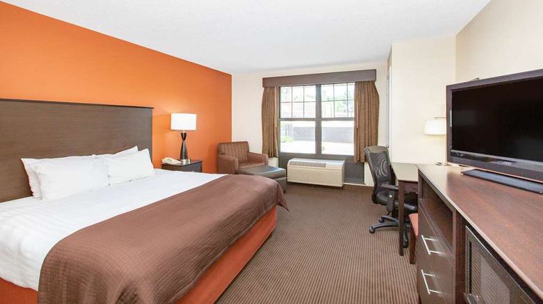 <b>AmericInn by Wyndham Ottumwa Room</b>. Images powered by <a href="https://iceportal.shijigroup.com/" title="IcePortal" target="_blank">IcePortal</a>.