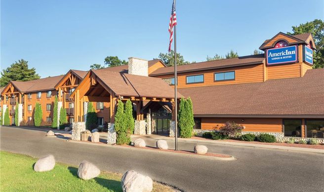 AmericInn by Wyndham Wisconsin Dells Exterior