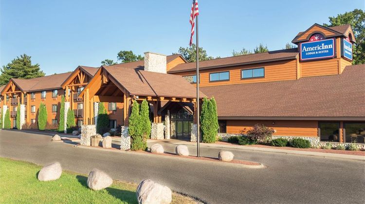 AmericInn by Wyndham Wisconsin Dells Exterior