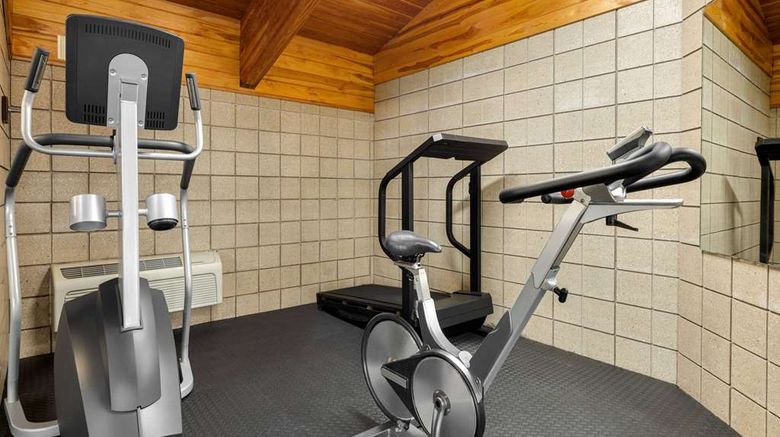 <b>AmericInn by Wyndham Lincoln South Health</b>. Images powered by <a href="https://iceportal.shijigroup.com/" title="IcePortal" target="_blank">IcePortal</a>.