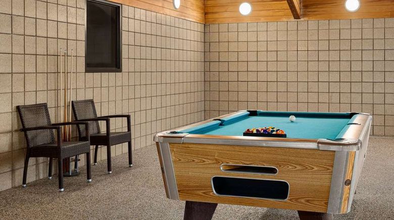 <b>AmericInn by Wyndham Lincoln South Recreation</b>. Images powered by <a href="https://iceportal.shijigroup.com/" title="IcePortal" target="_blank">IcePortal</a>.