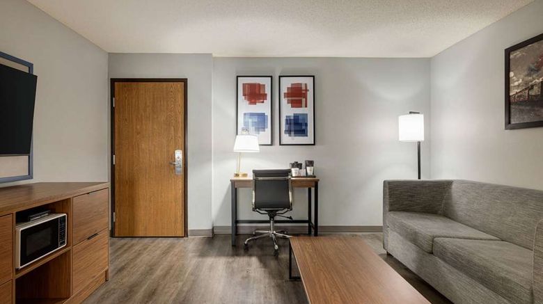 <b>AmericInn by Wyndham Lincoln South Suite</b>. Images powered by <a href="https://iceportal.shijigroup.com/" title="IcePortal" target="_blank">IcePortal</a>.