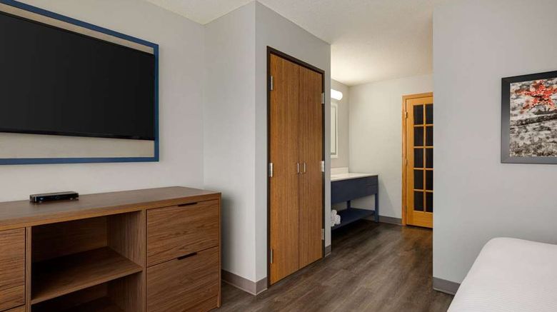 <b>AmericInn by Wyndham Lincoln South Suite</b>. Images powered by <a href="https://iceportal.shijigroup.com/" title="IcePortal" target="_blank">IcePortal</a>.