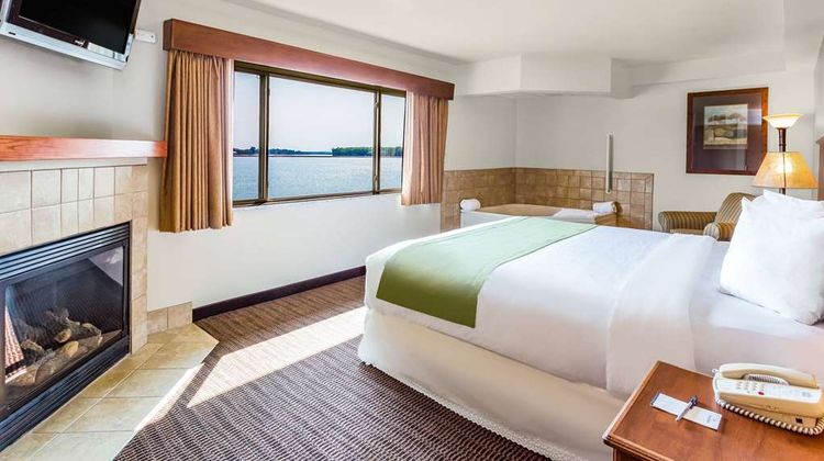 AmericInn by Wyndham Fort Pierre Suite