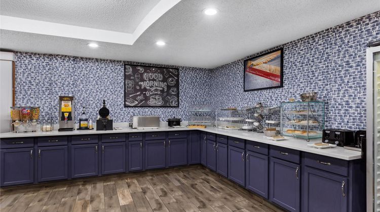 AmericInn by Wyndham Monmouth Other
