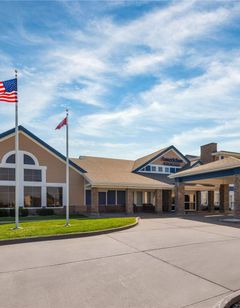 AmericInn by Wyndham Monmouth