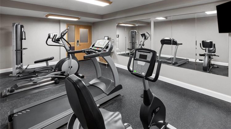 AmericInn by Wyndham Monmouth Health