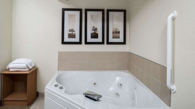 <b>AmericInn by Wyndham Belle Fourche Suite</b>. Images powered by <a href="https://iceportal.shijigroup.com/" title="IcePortal" target="_blank">IcePortal</a>.