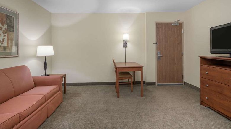 <b>AmericInn by Wyndham Newton Suite</b>. Images powered by <a href="https://iceportal.shijigroup.com/" title="IcePortal" target="_blank">IcePortal</a>.