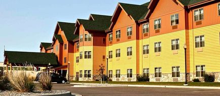 AmericInn by Wyndham Fargo South Exterior