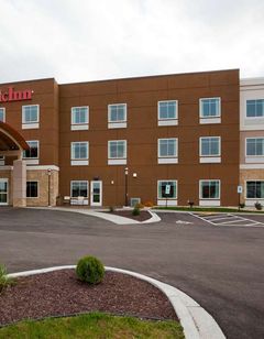 AmericInn by Wyndham Waupun