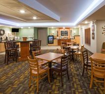 AmericInn by Wyndham Hartford, SD Lobby