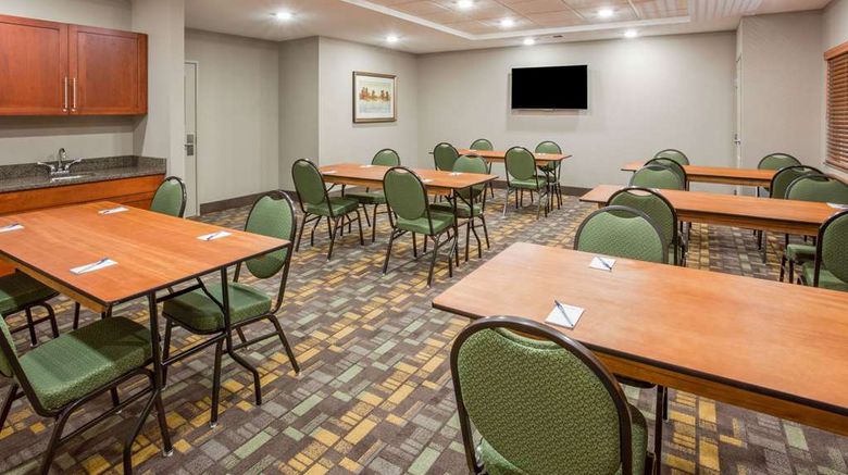 <b>AmericInn by Wyndham Sibley Meeting</b>. Images powered by <a href="https://iceportal.shijigroup.com/" title="IcePortal" target="_blank">IcePortal</a>.