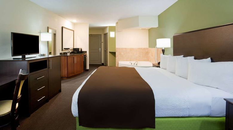 <b>AmericInn by Wyndham Sibley Suite</b>. Images powered by <a href="https://iceportal.shijigroup.com/" title="IcePortal" target="_blank">IcePortal</a>.