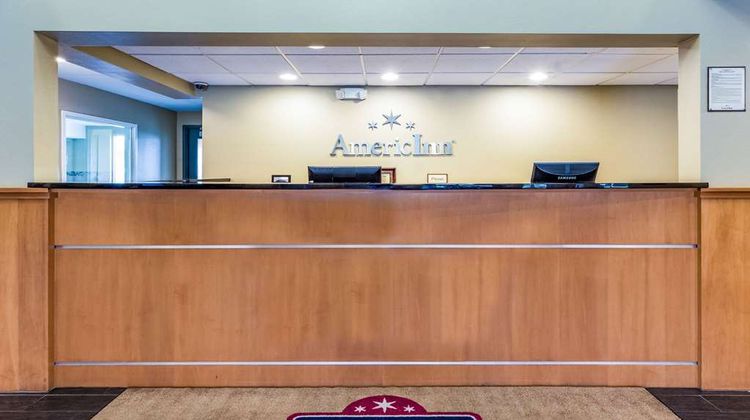 AmericInn by Wyndham Burnsville Lobby
