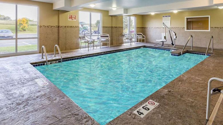 <b>AmericInn by Wyndham Burnsville Pool</b>. Images powered by <a href="https://iceportal.shijigroup.com/" title="IcePortal" target="_blank">IcePortal</a>.