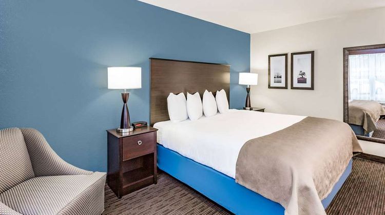 AmericInn by Wyndham Burnsville Room