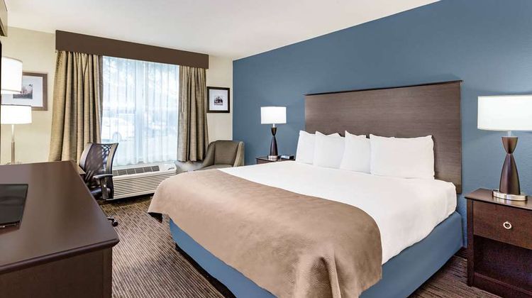 AmericInn by Wyndham Burnsville Room