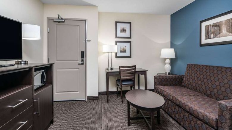 <b>AmericInn Hotel & Suites Winona Suite</b>. Images powered by <a href="https://iceportal.shijigroup.com/" title="IcePortal" target="_blank">IcePortal</a>.