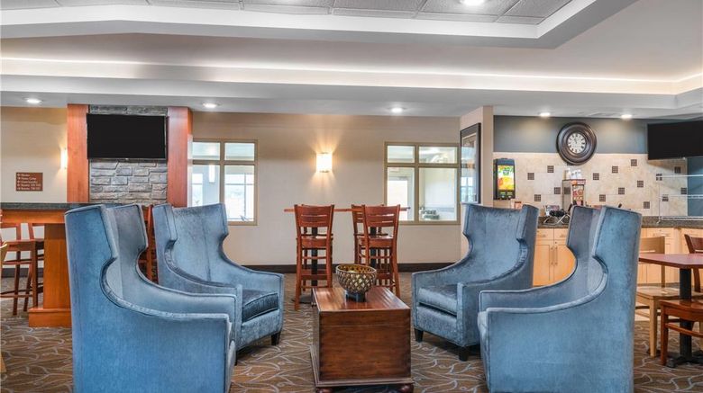 <b>AmericInn Hotel & Suites Winona Lobby</b>. Images powered by <a href="https://iceportal.shijigroup.com/" title="IcePortal" target="_blank">IcePortal</a>.