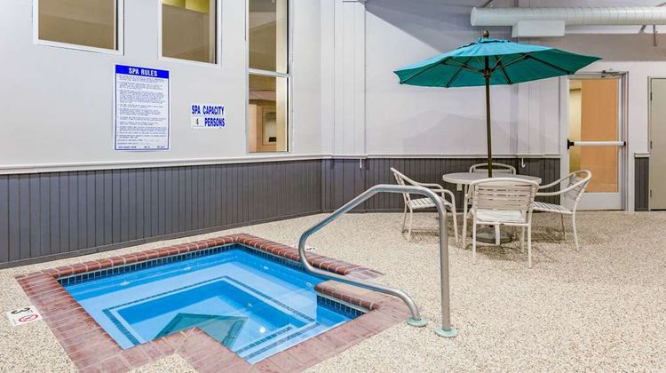 AmericInn by Wyndham Sleepy Eye Pool