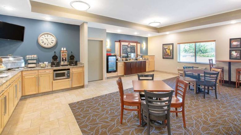<b>AmericInn by Wyndham Humboldt Other</b>. Images powered by <a href="https://iceportal.shijigroup.com/" title="IcePortal" target="_blank">IcePortal</a>.