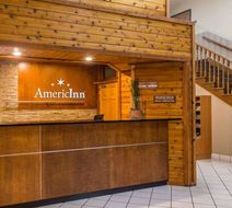 AmericInn by Wyndham Boscobel Lobby