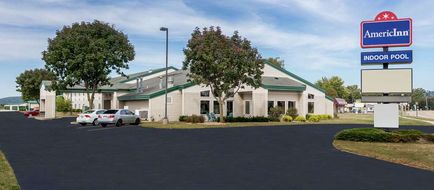 AmericInn by Wyndham Boscobel Exterior