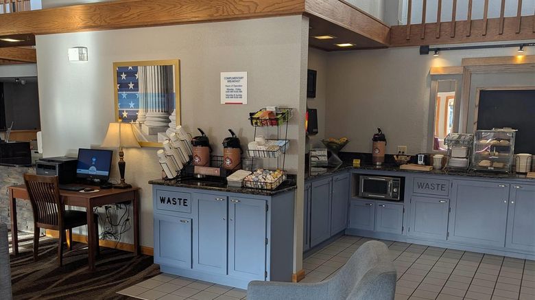 <b>AmericInn by Wyndham St Peter Other</b>. Images powered by <a href="https://iceportal.shijigroup.com/" title="IcePortal" target="_blank">IcePortal</a>.
