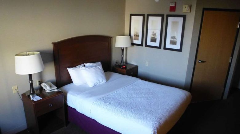 <b>AmericInn Lodge and Suites Mitchell Room</b>. Images powered by <a href="https://iceportal.shijigroup.com/" title="IcePortal" target="_blank">IcePortal</a>.