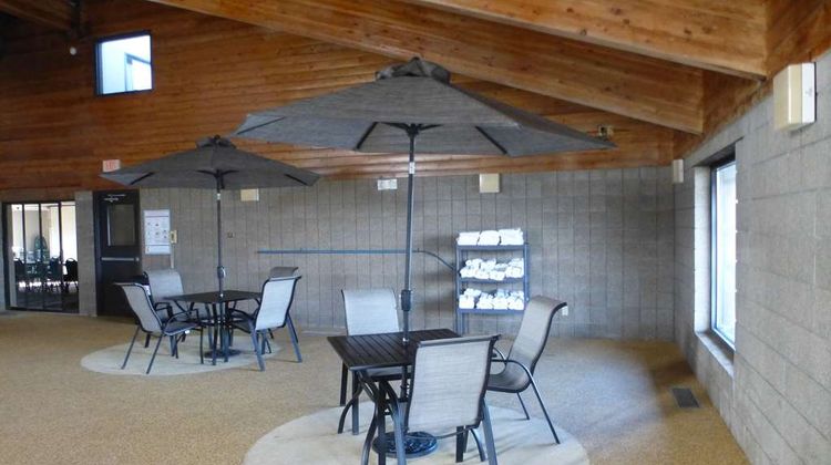 AmericInn Lodge and Suites Mitchell Pool
