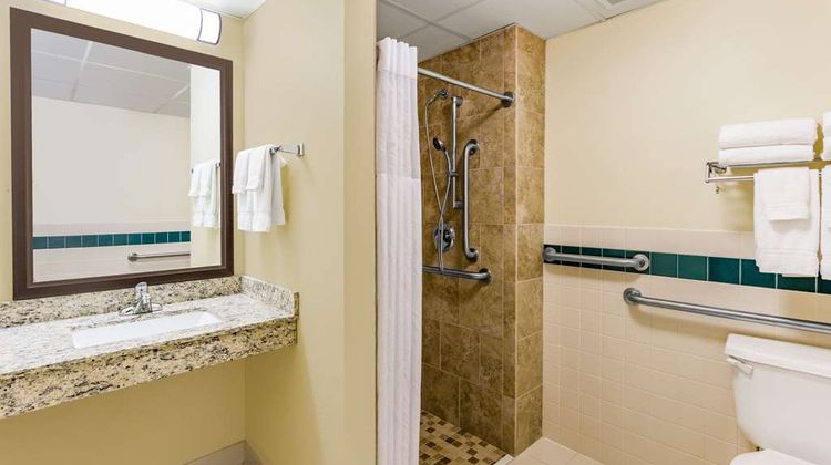 AmericInn by Wyndham Princeton Room