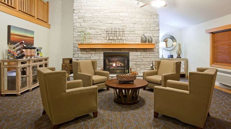<b>AmericInn by Wyndham Princeton Lobby</b>. Images powered by <a href="https://iceportal.shijigroup.com/" title="IcePortal" target="_blank">IcePortal</a>.