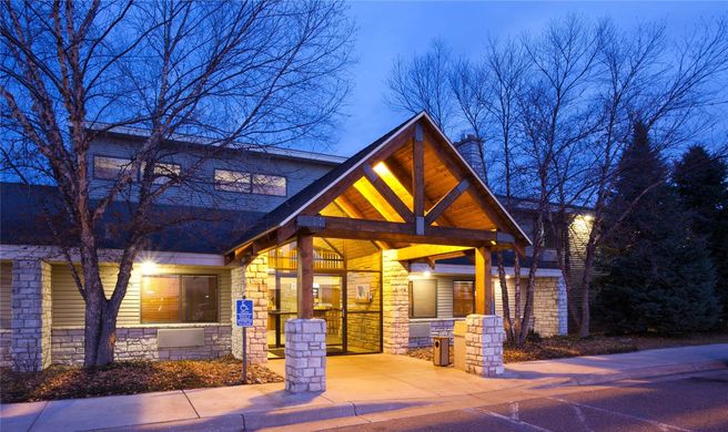 AmericInn by Wyndham Princeton Exterior