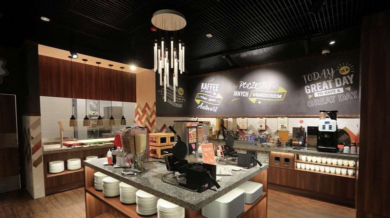<b>Hampton by Hilton Gdansk Old Town Restaurant</b>. Images powered by <a href="https://iceportal.shijigroup.com/" title="IcePortal" target="_blank">IcePortal</a>.