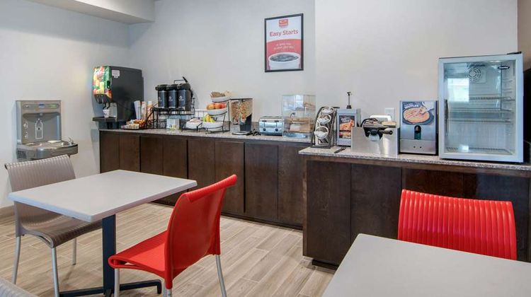 Econo Lodge Inn & Suites Restaurant